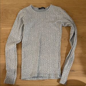 Brandy Melville Gray Floral Long Sleeve Tee